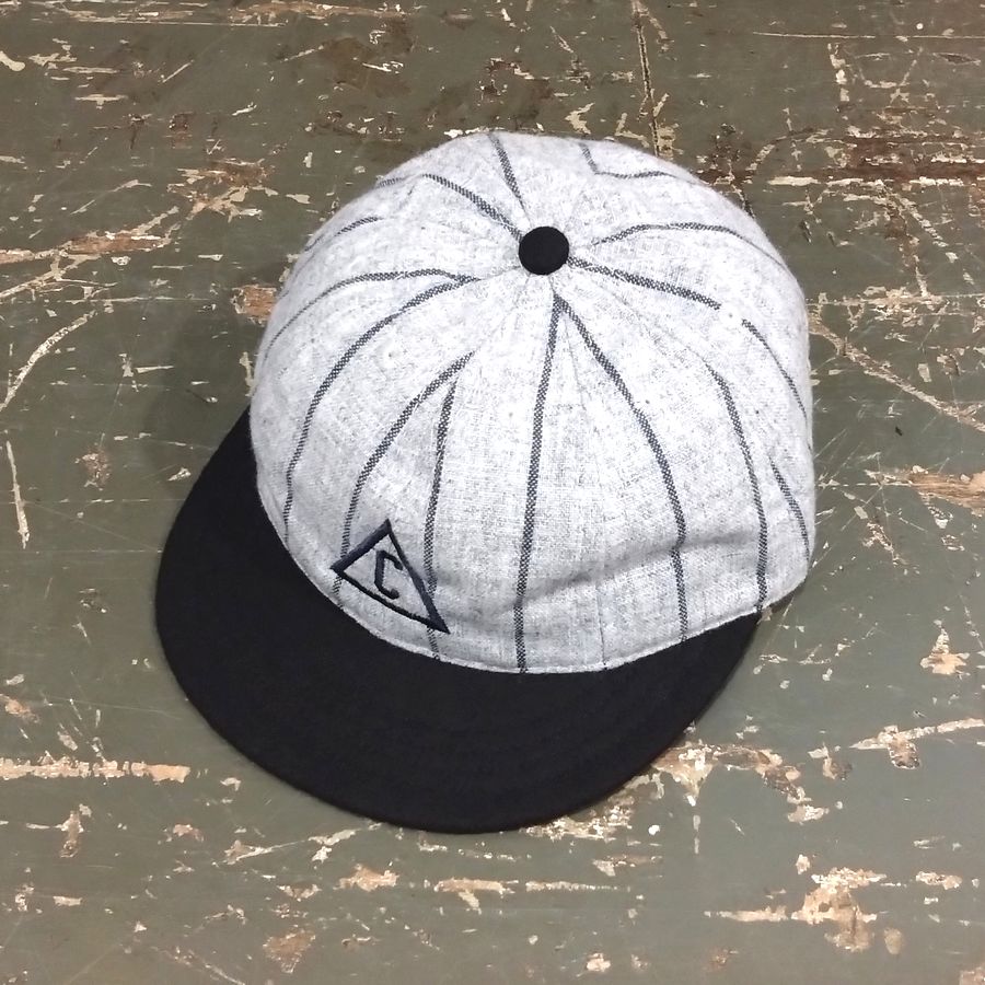 EBBETS FIELD FLANNELS / TEAM - 1915 Chambersburg Maroons / PINSTRIPE: Grey×Black / Short Soft Visor / Wool Flannels / MADE IN USA